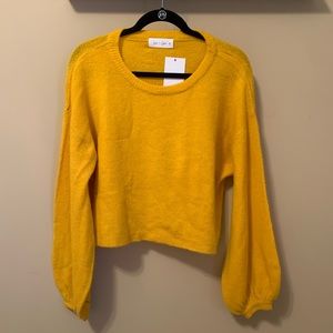 LUCA AND GRAE NWT SWEATER💛